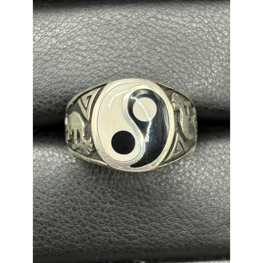 EUC Sterling Silver Onyx 10 Grams Yin Yang Kokopelli Shank Ring Size 13 F2